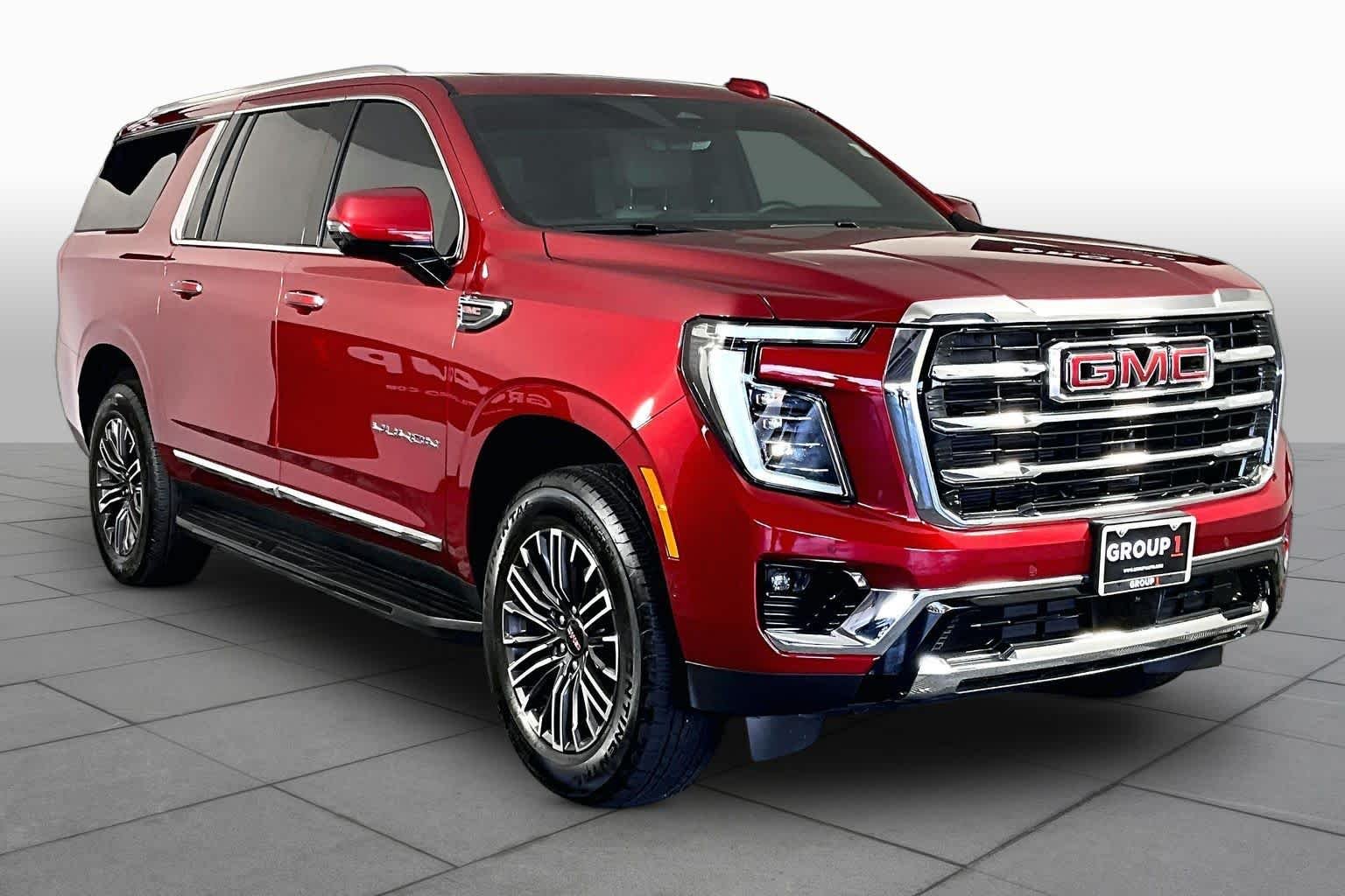 Used 2026 Volcanic Red Tintcoat GMC Elevation image 6