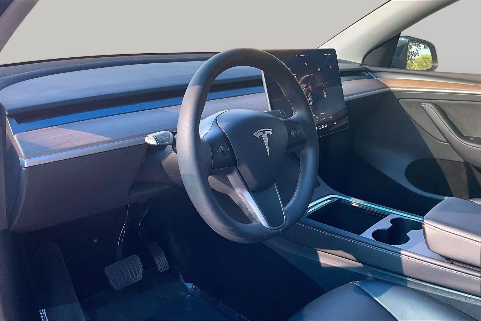 Used 2023 Midnight Silver Metallic Tesla Long Range image 16