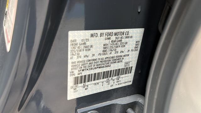 Used 2023 Vapor Blue Metallic Ford Premium image 27