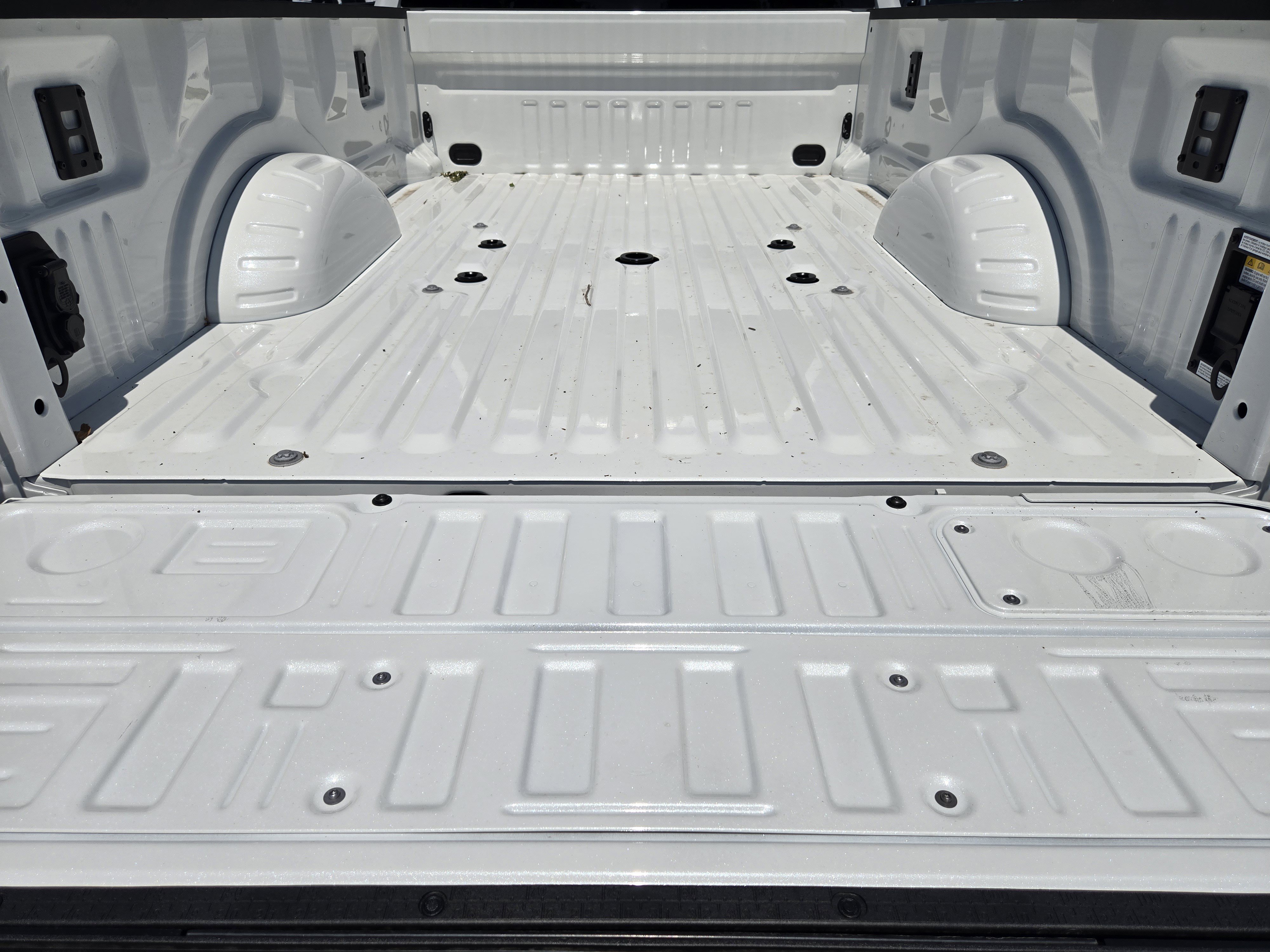 New 2026 Star White Ford F-350 Platinum image 21