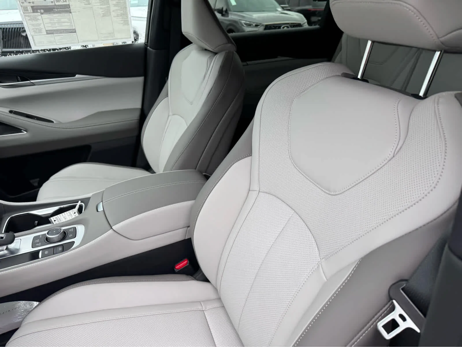 New 2027 DEEP EMERALD INFINITI Sport AWD image 7