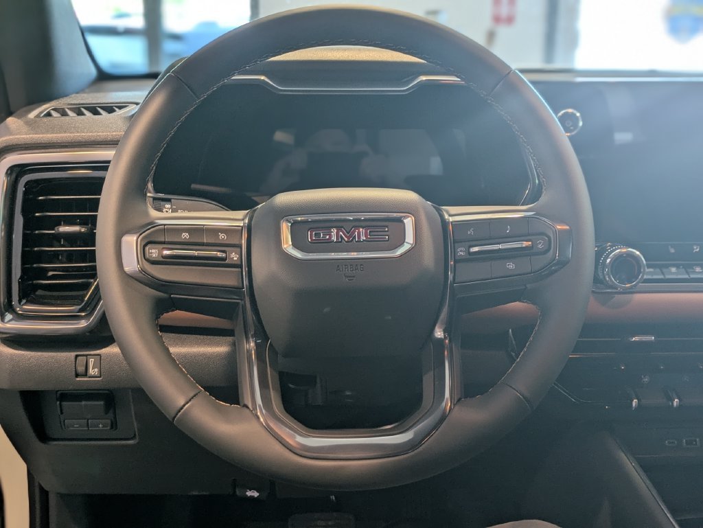 2026 GMC Canyon AT4 - Photo 43