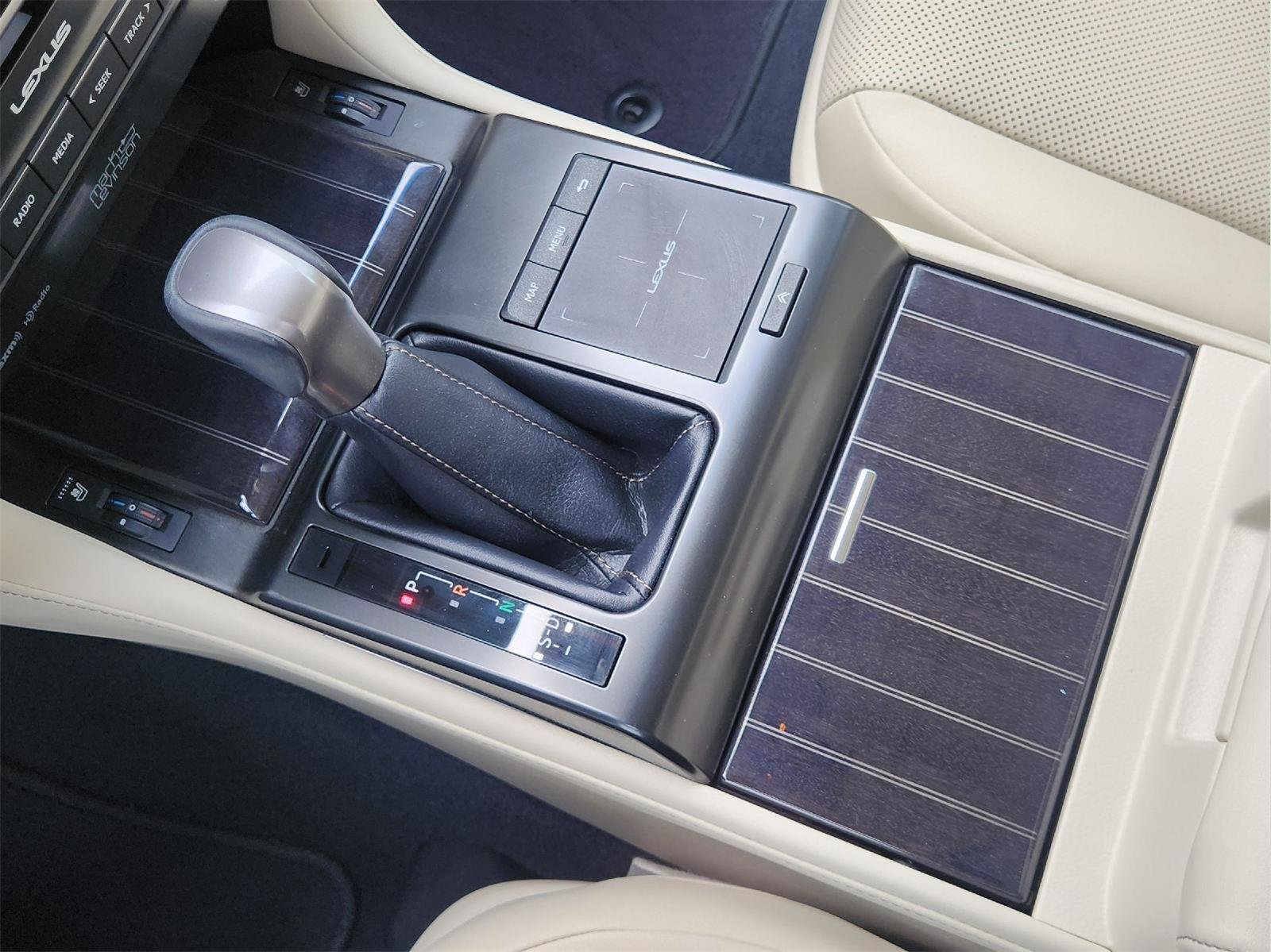 2022 Lexus GX photo 21 of 35