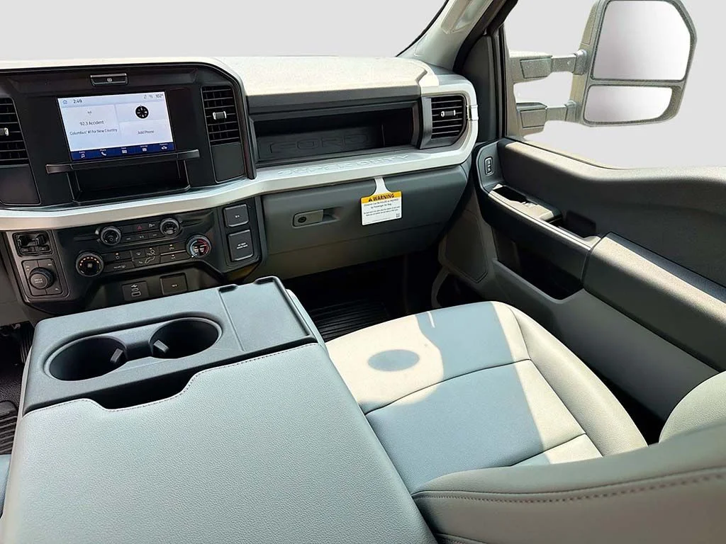 New 2026 Oxford White Ford F-550® XL image 23