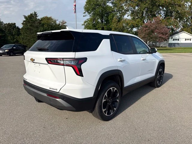New 2027 Summit White Chevrolet LT image 21