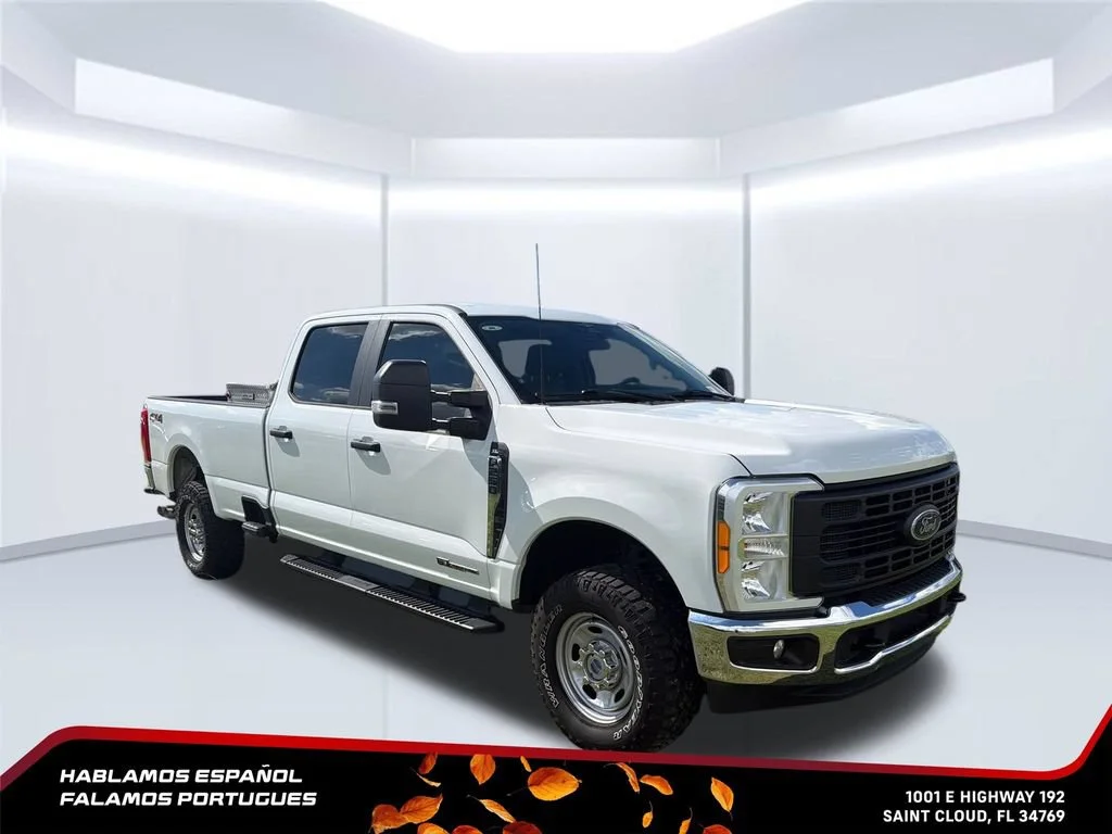 Used 2023 White Ford XL image 7