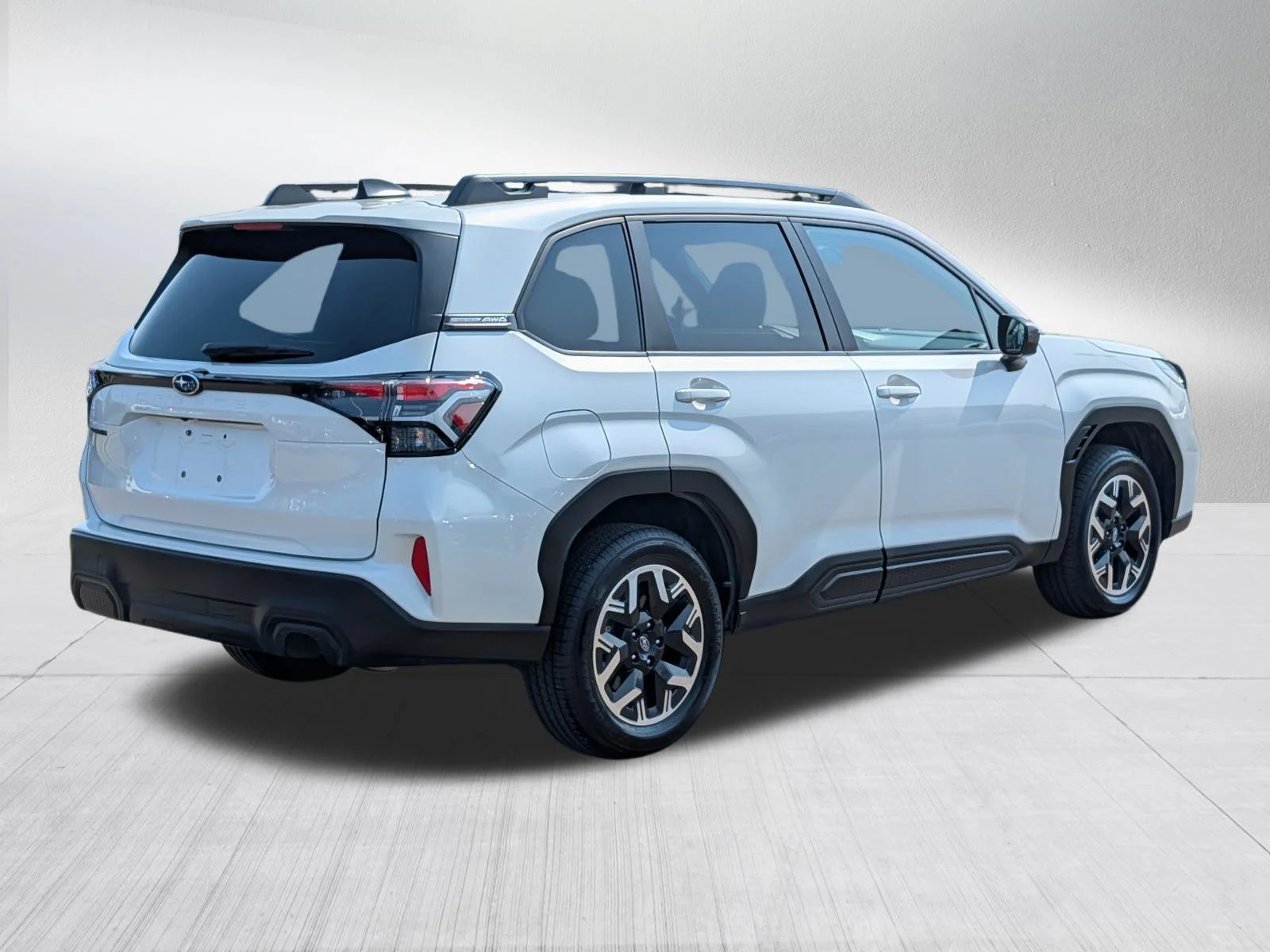 Used 2025 Crystal White Pearl Subaru Premium image 7
