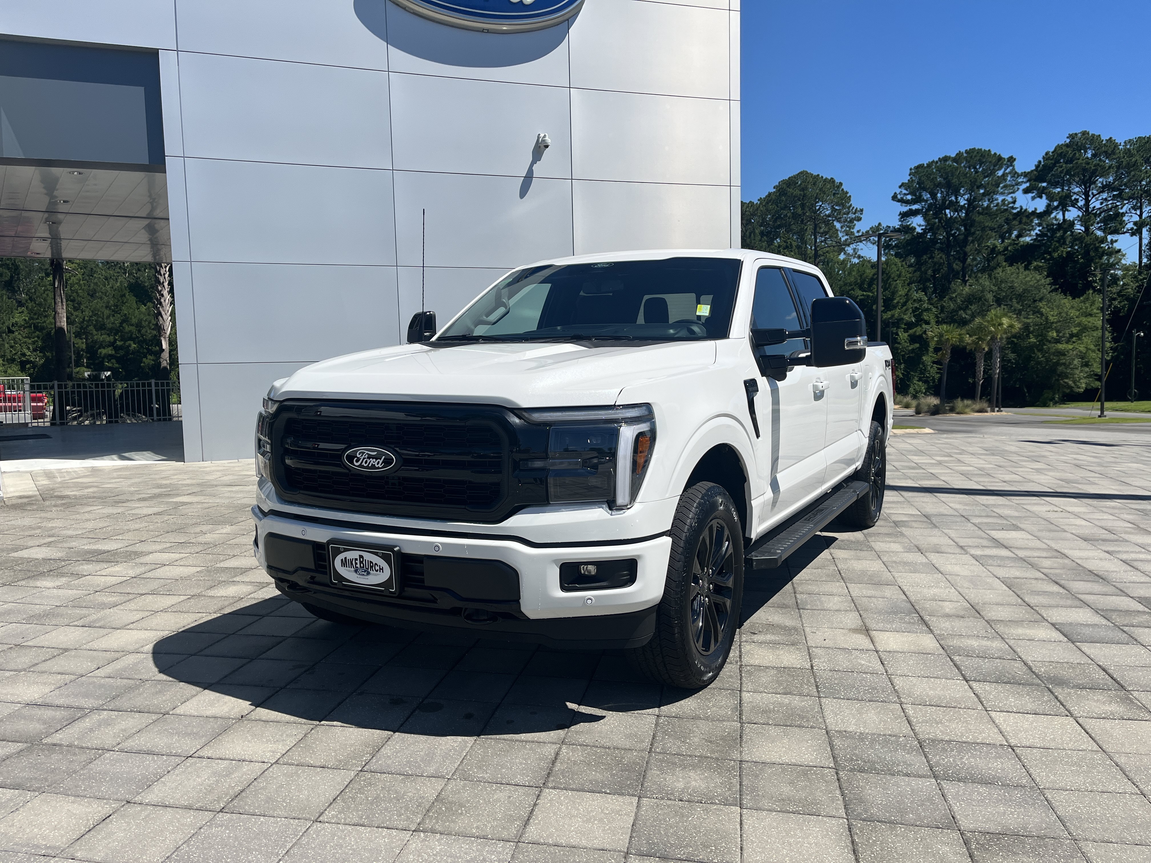 New 2026 Star White Metallic Tri-Coat Ford Lariat® image 2
