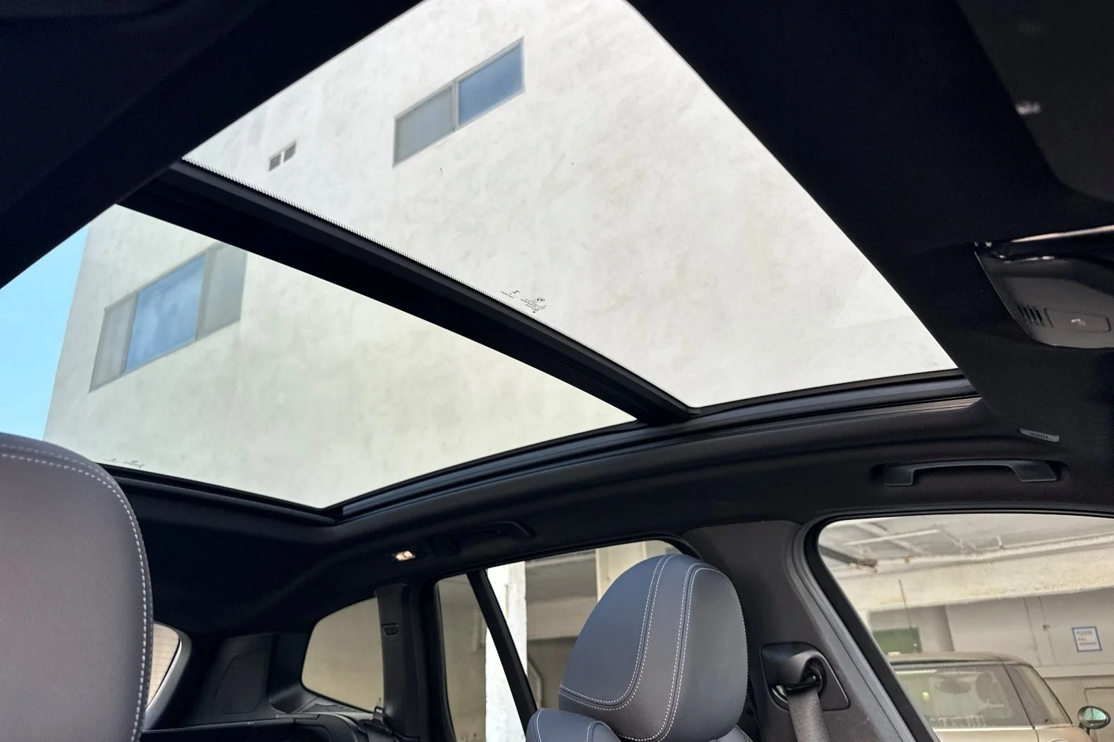 Used 2023 Brooklyn Grey Metallic BMW xDrive30i image 16