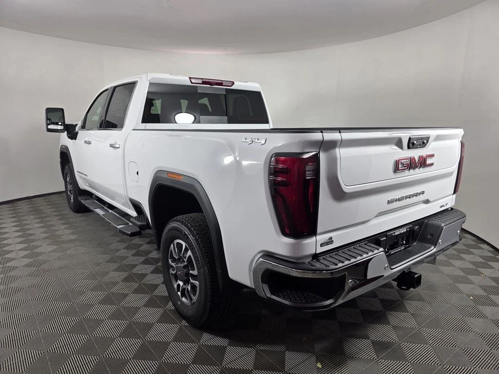 New 2025 Summit White GMC SLT image 4