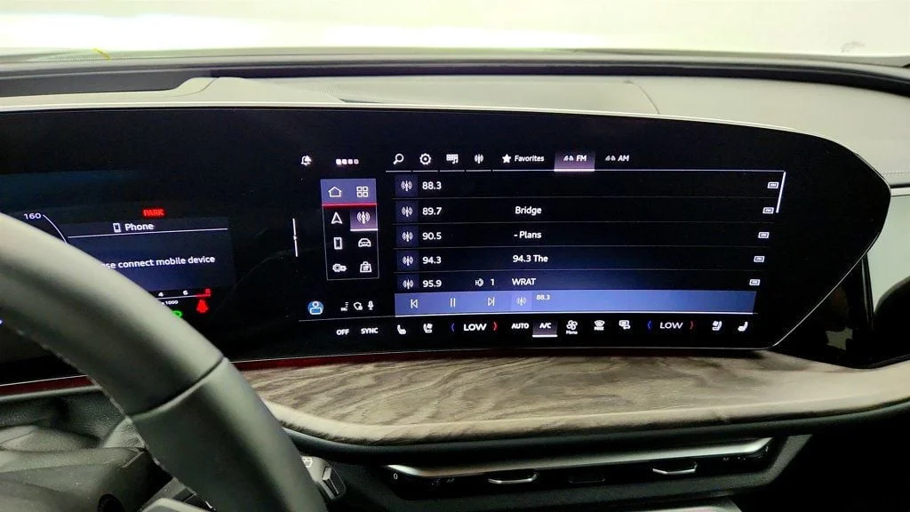 Used 2025 Tambora Gray Metallic Audi Premium Plus 2.0 TFSI quattro w/ B&O Sound & Pano Roof image 18