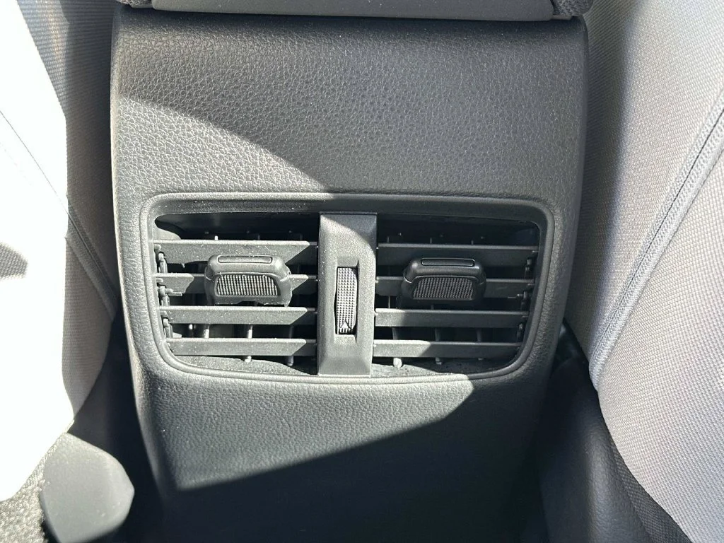 Certified Used 2022 Silver Toyota L image 17