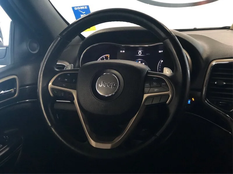 Used 2014 True Blue Pearlcoat Jeep Limited image 14