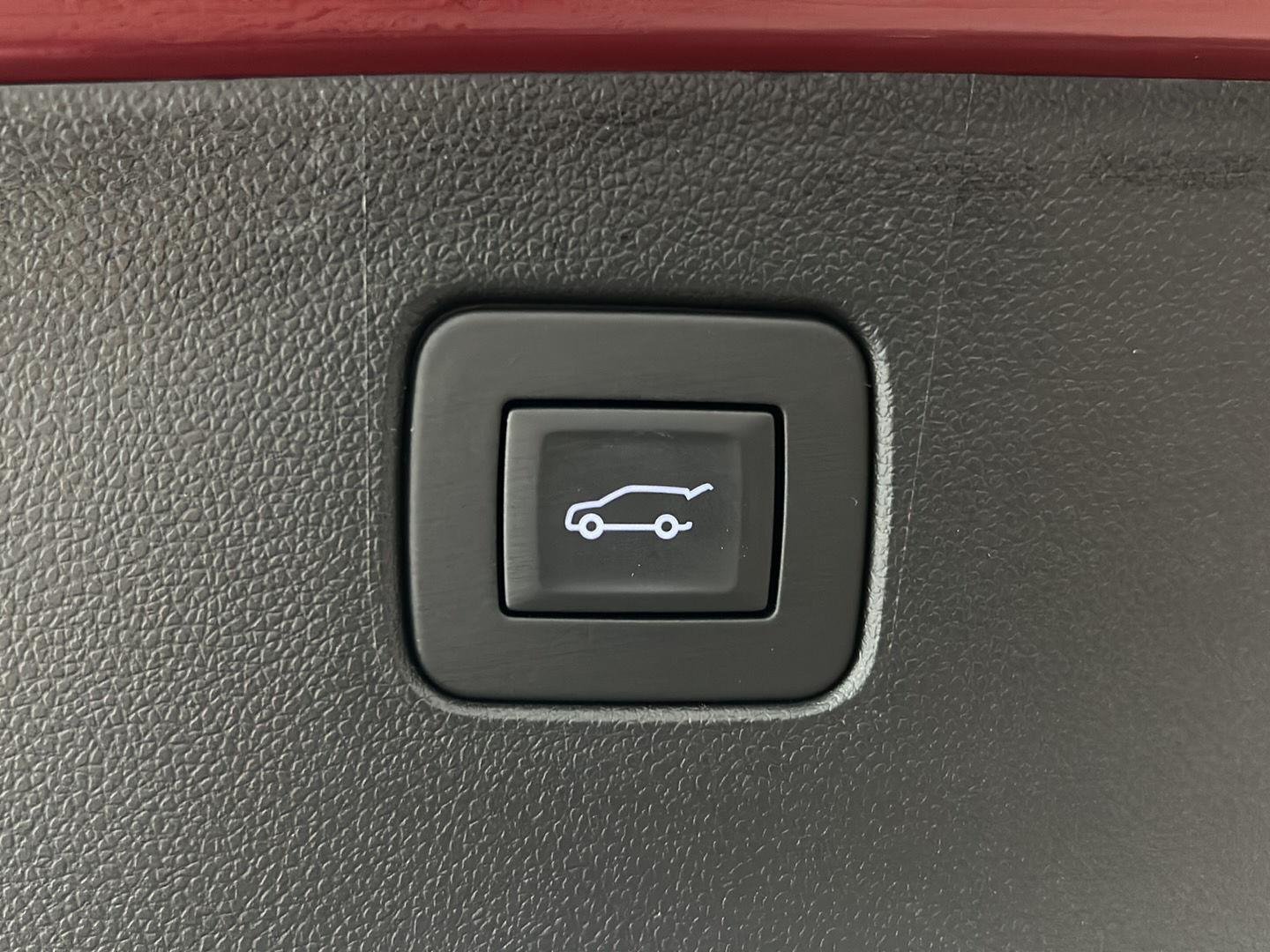 Used 2024 Cinnabar Metallic Buick Preferred image 9