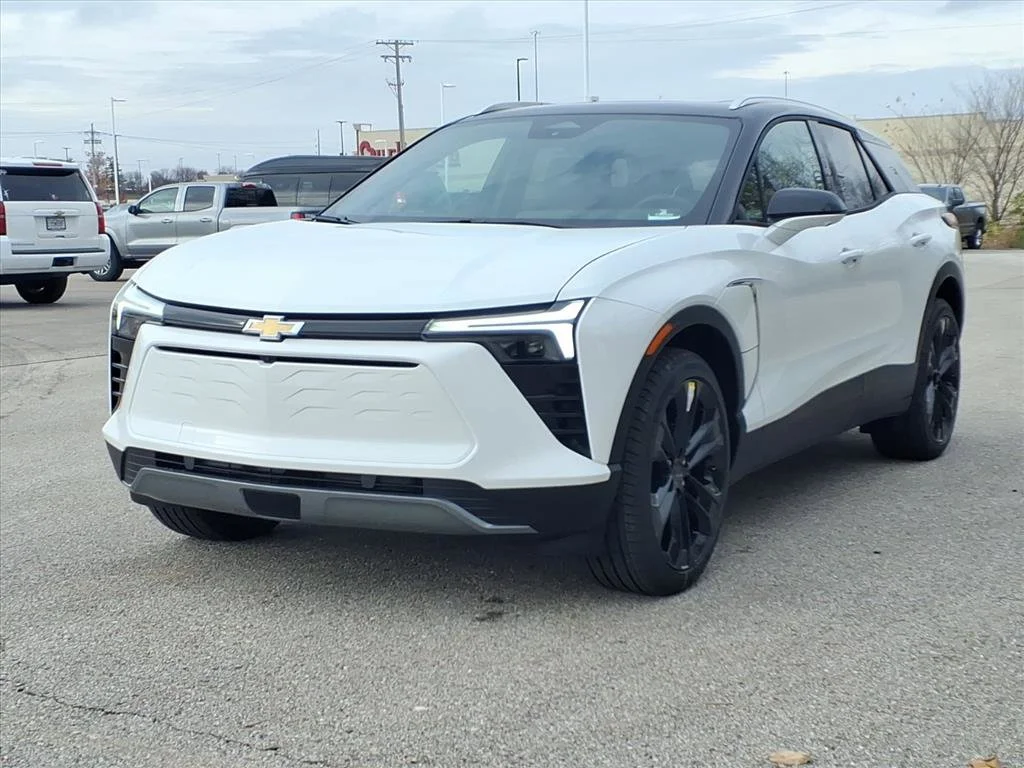 New 2026 Summit White Chevrolet LT image 2
