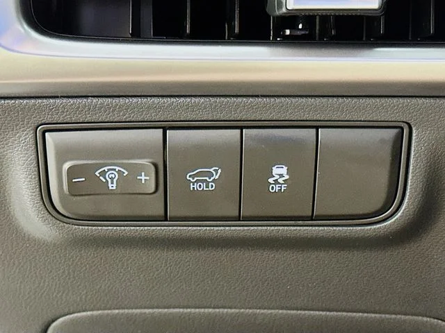 New 2026 White Hyundai SEL image 20