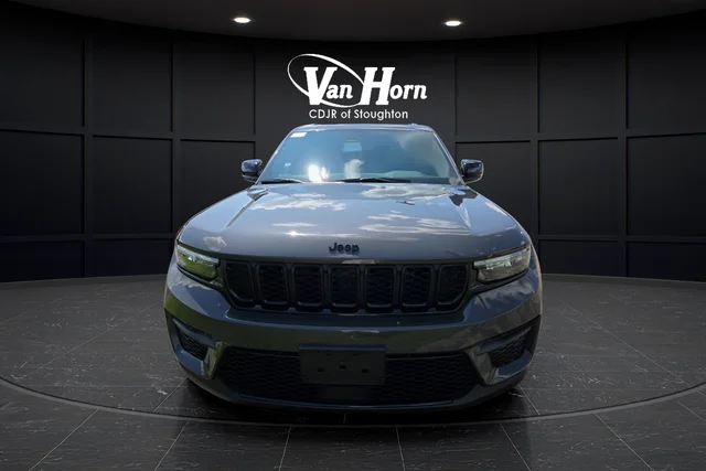 2025 Jeep Grand Cherokee Altitude - Photo 11