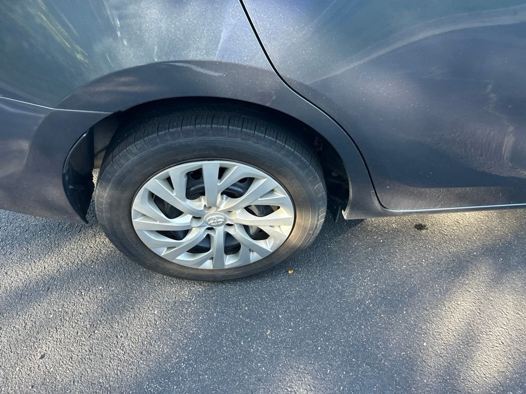 Used 2017 Gray Toyota LE image 11
