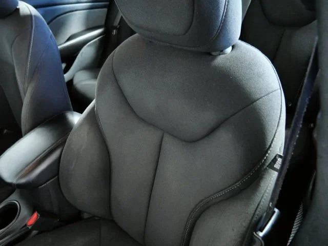 Used 2013 Gray Dodge SXT image 16
