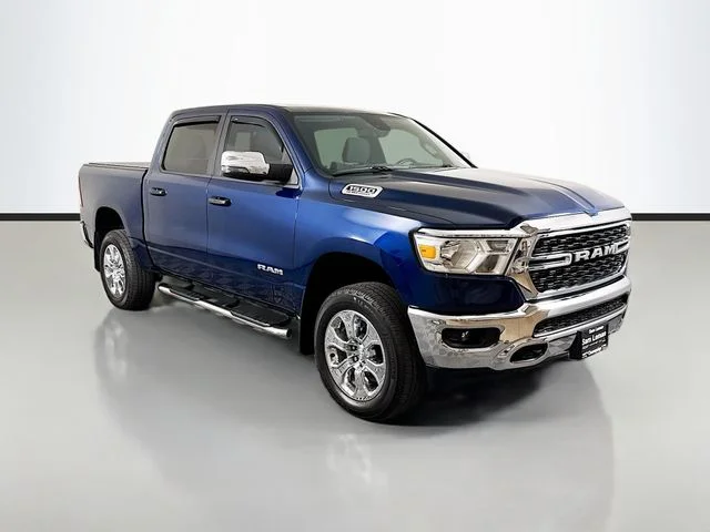2023 RAM 1500 Big Horn/Lone Star 4x4 Crew Cab 5'7's photo