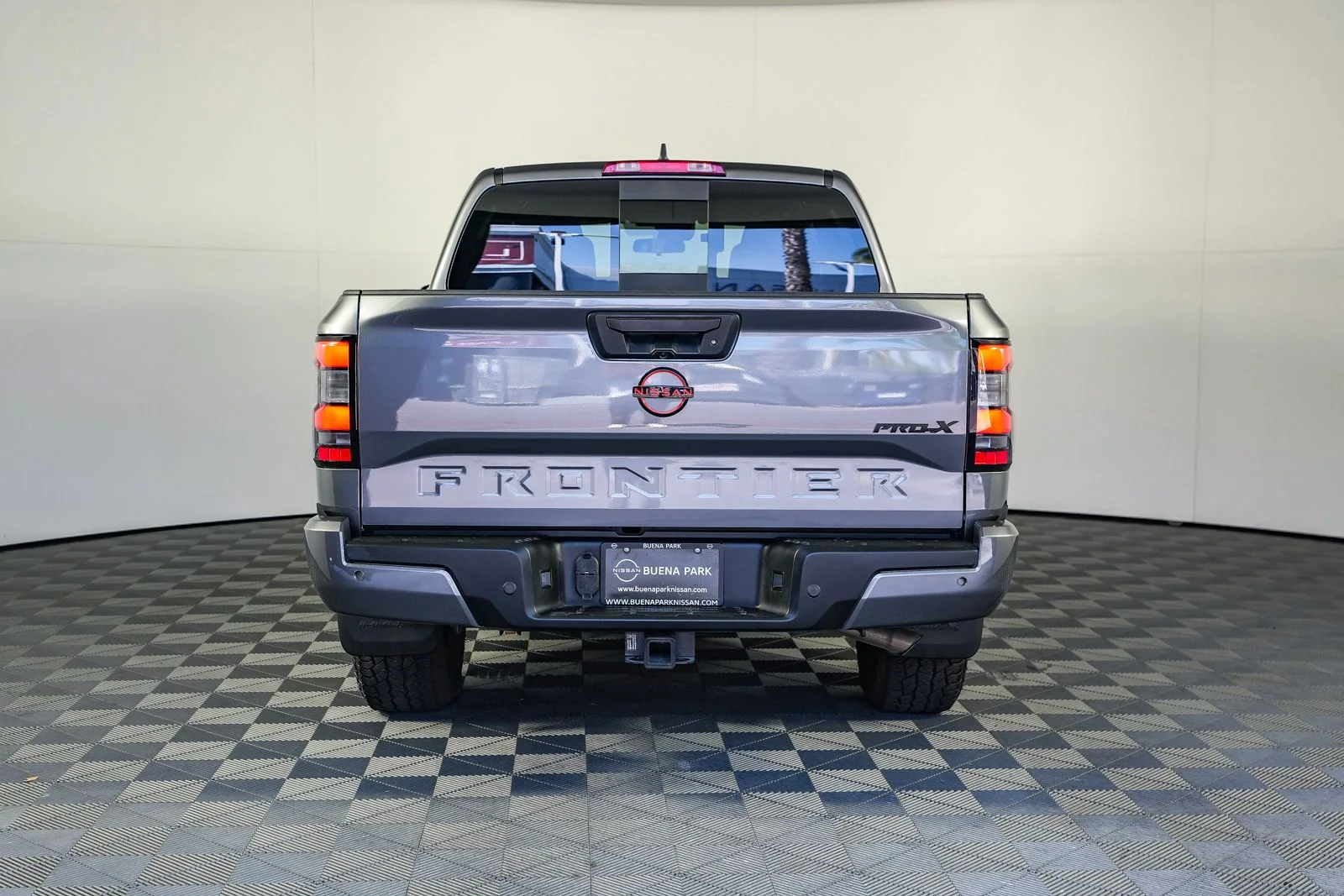 Used 2024 Gray Nissan PRO-X image 7
