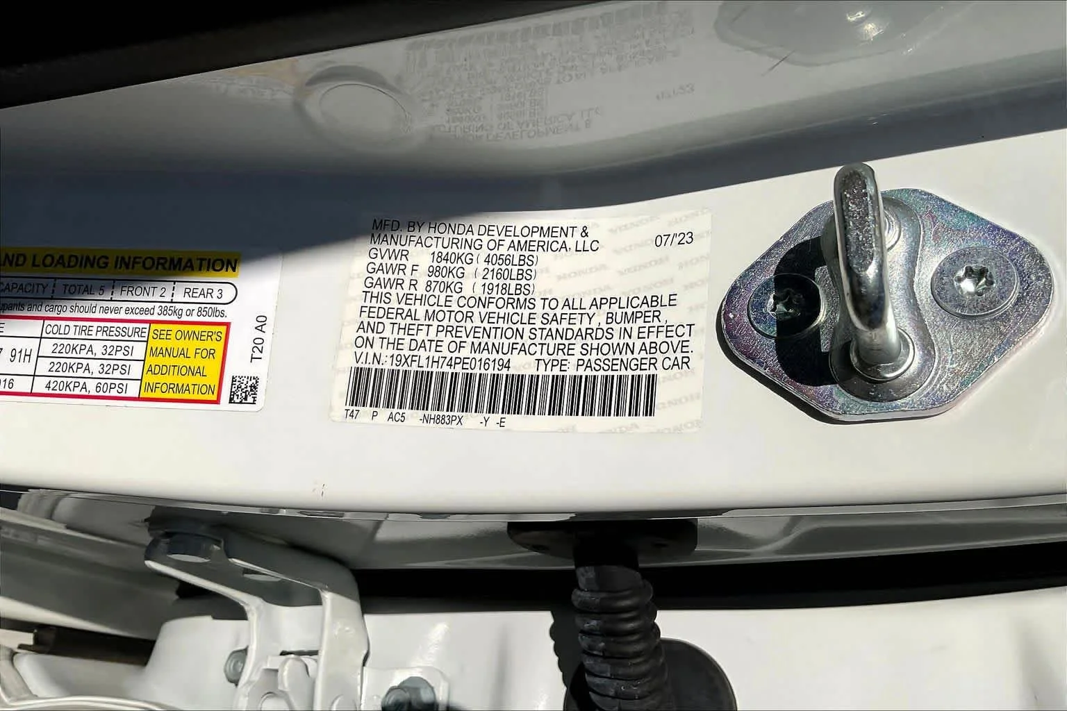 Used 2023 Platinum White Pearl Honda EX-L image 33