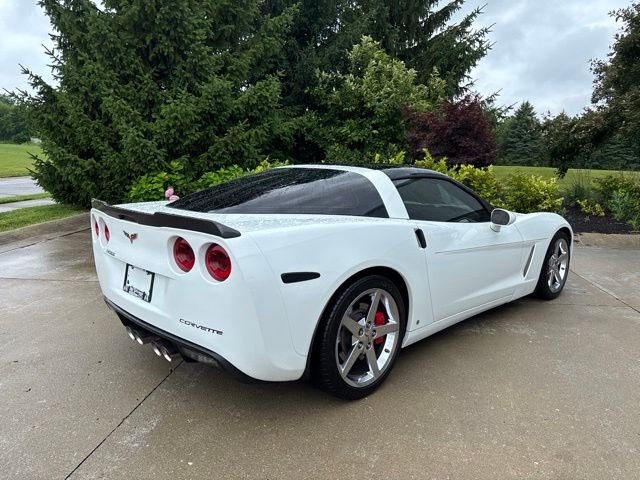 Used 2008 White Chevrolet Base image 6