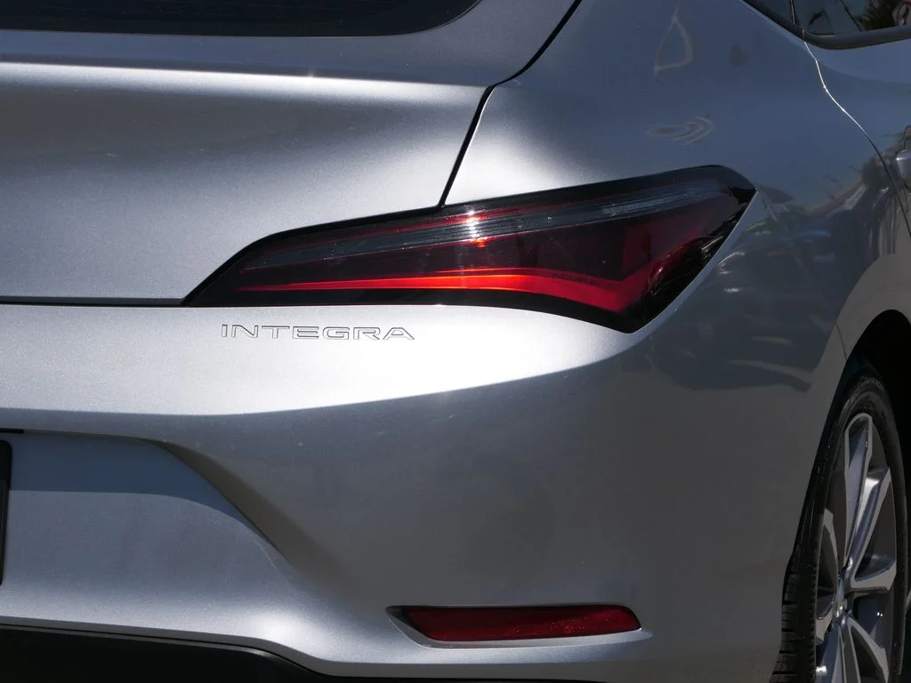 Used 2025 Silver Acura Base image 4