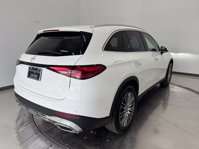 Certified Used 2026 Polar White Mercedes-Benz GLC 300 image 32
