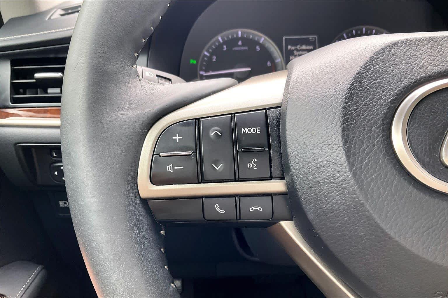 Used 2017 Atomic Silver Lexus  image 25