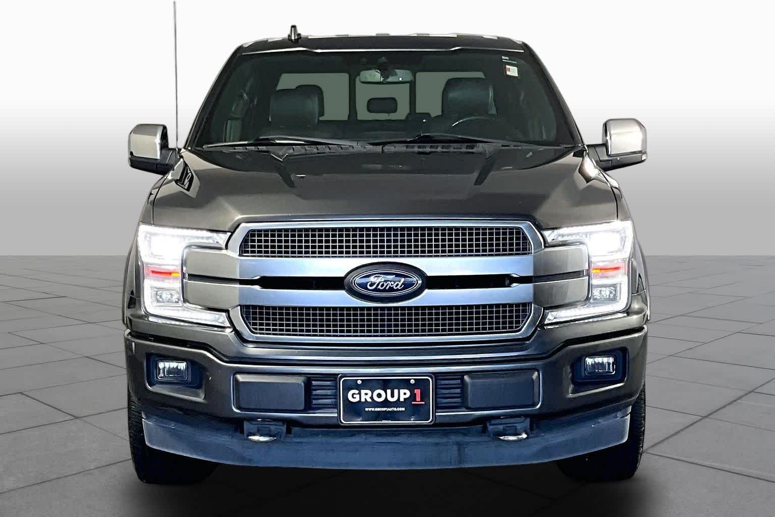 Used 2018 Magnetic Metallic Ford Platinum image 4