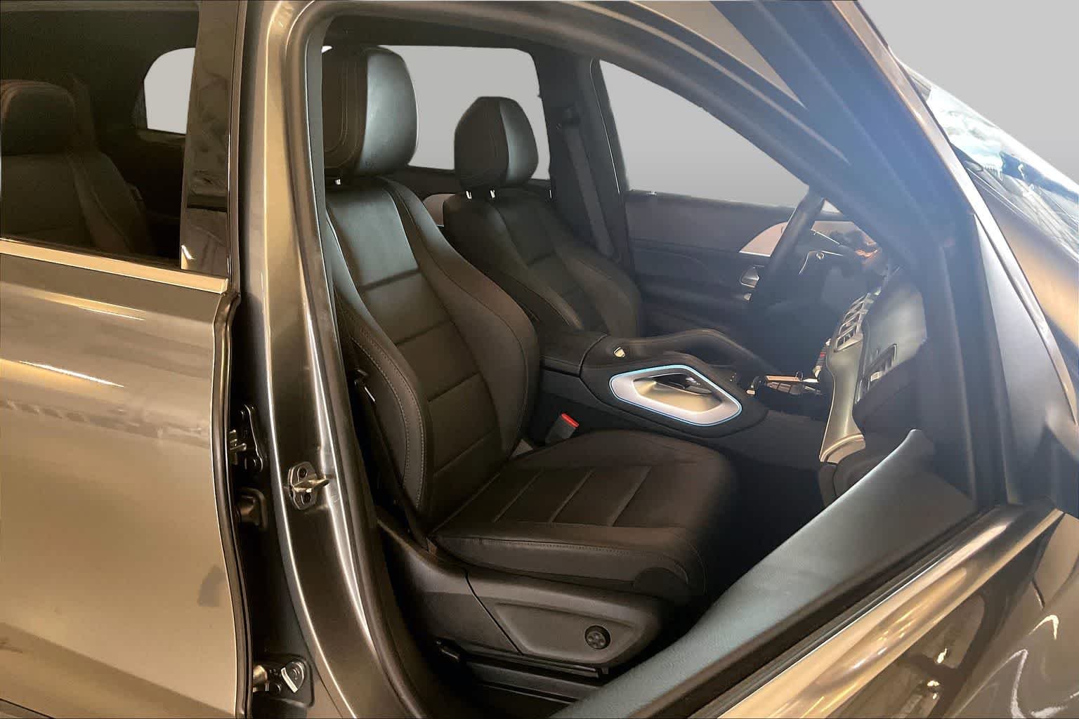 Pre-Owned 2025 Mercedes-Benz GLS 450
