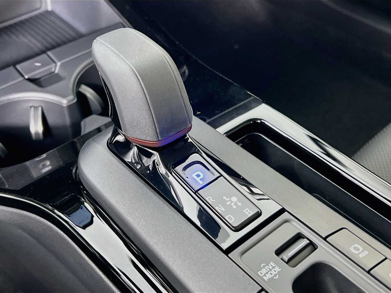 2026 Toyota Prius Plug-In Hybrid — photo 12