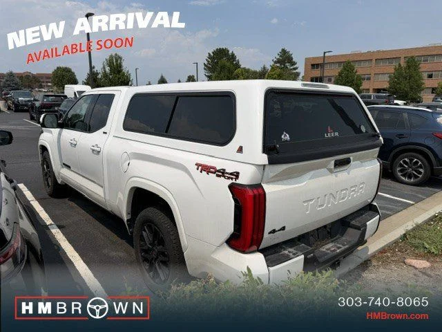 Used 2022 White Toyota SR5 image 3