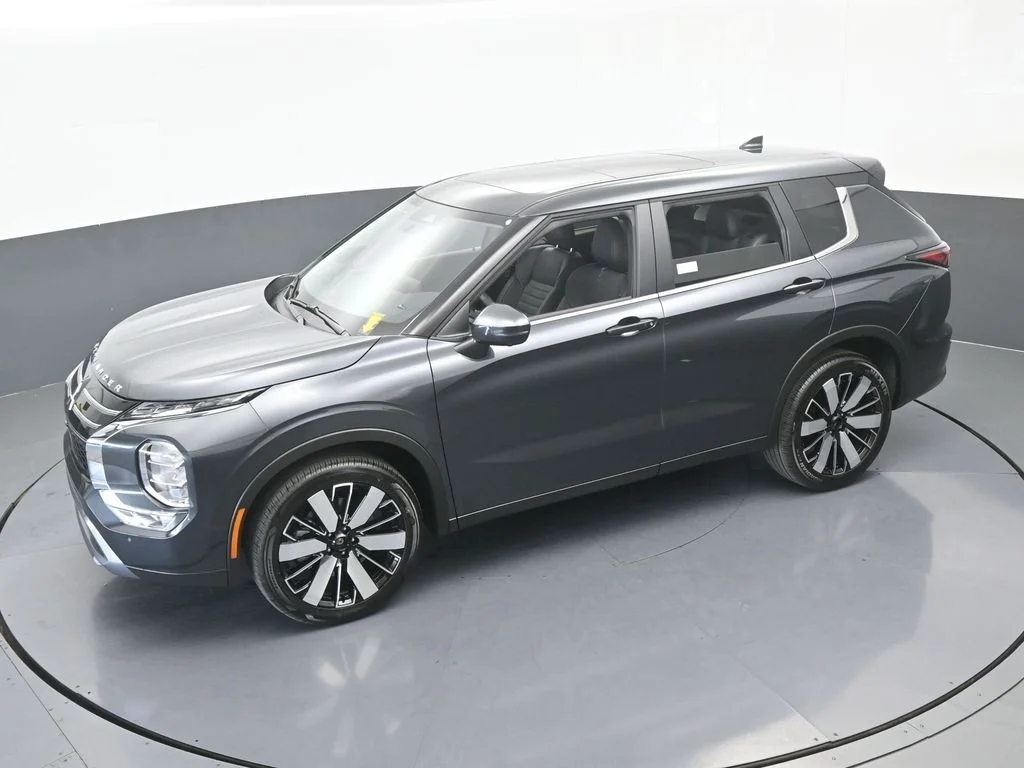 New 2026 Graphite Gray Mitsubishi SE 1.5T 2WD image 50