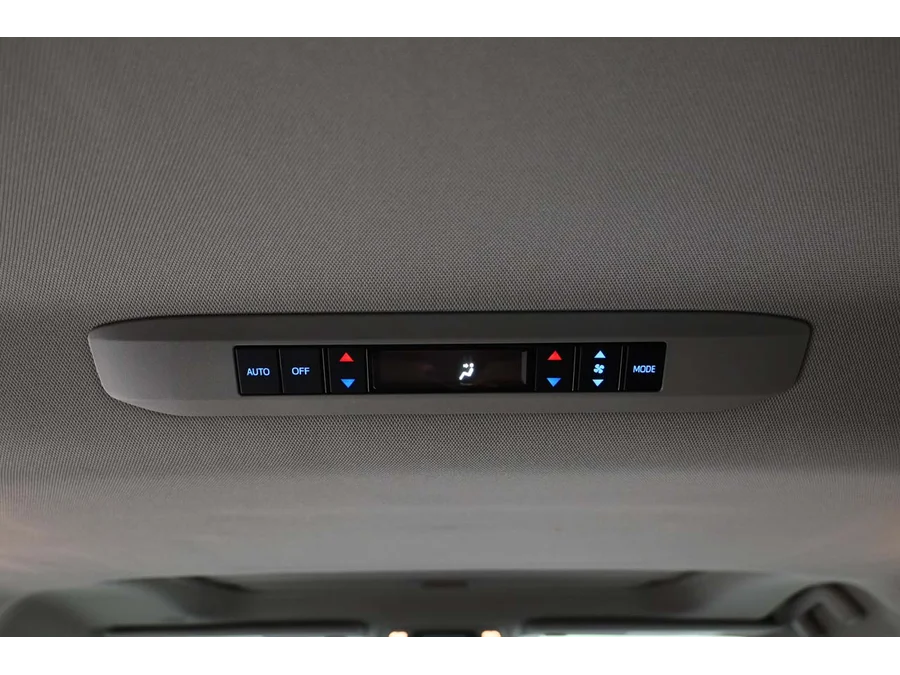 Used 2021 GRAY Toyota XLE Mobility Handicap Van image 29