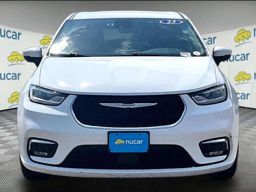 Used 2023 Bright White Clearcoat Chrysler Touring L image 2