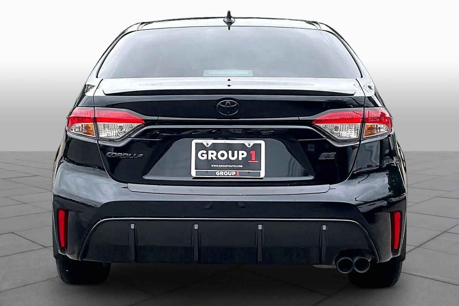 Used 2024 Midnight Black Metallic Toyota SE image 5