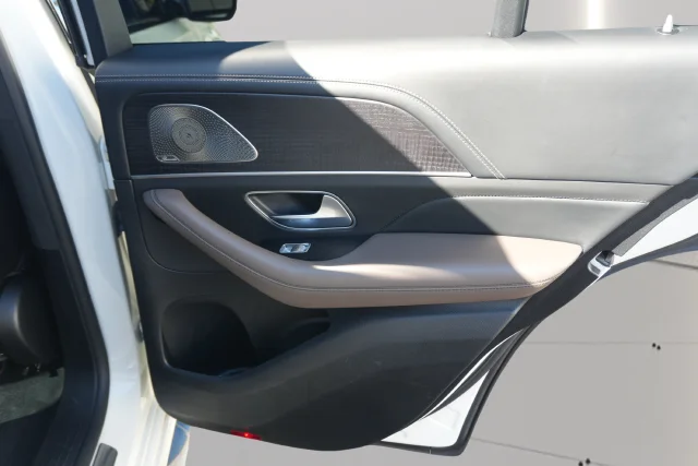 Used 2022 White Mercedes-Benz GLE 63 S AMG® image 22