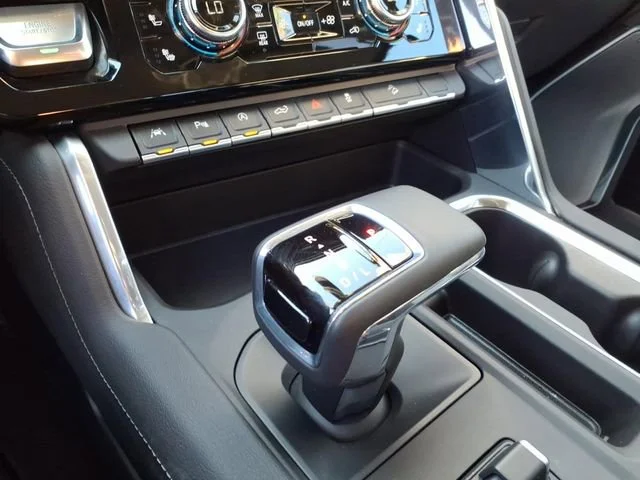 Used 2025 Downpour Metallic GMC Denali image 24