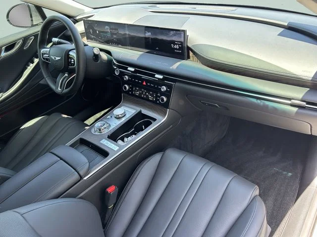 Used 2026 Silver Genesis 2.5T Advanced image 17