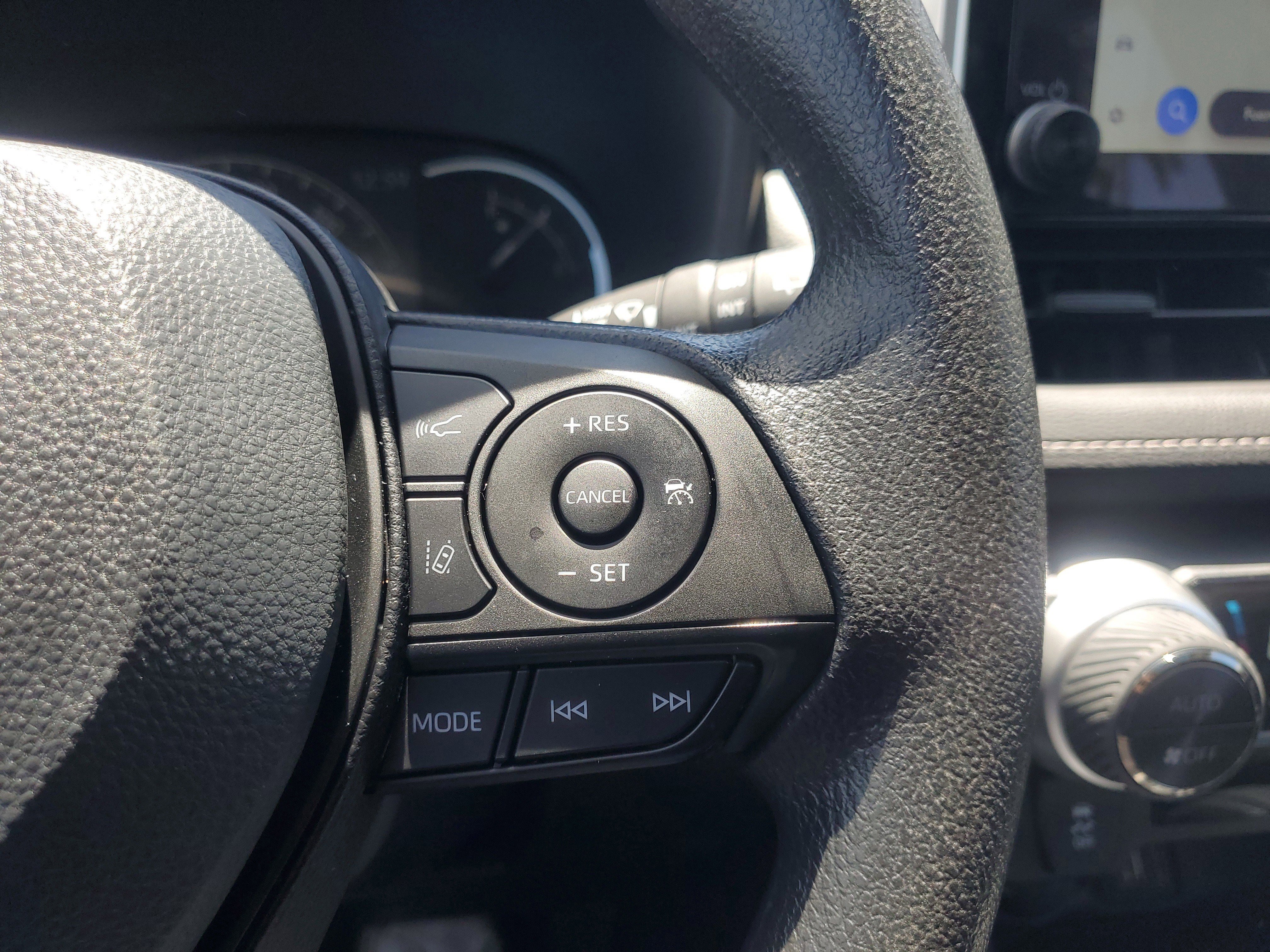 Used 2025 Ice Toyota XLE image 24