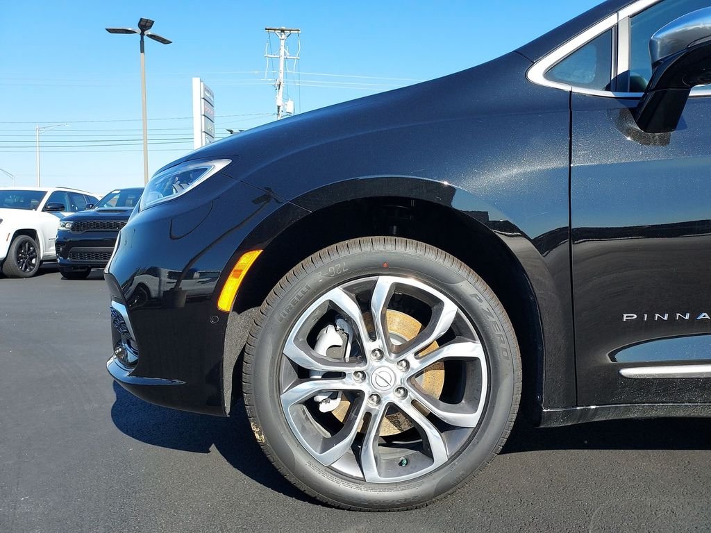 New 2026 Black Chrysler Pinnacle image 16