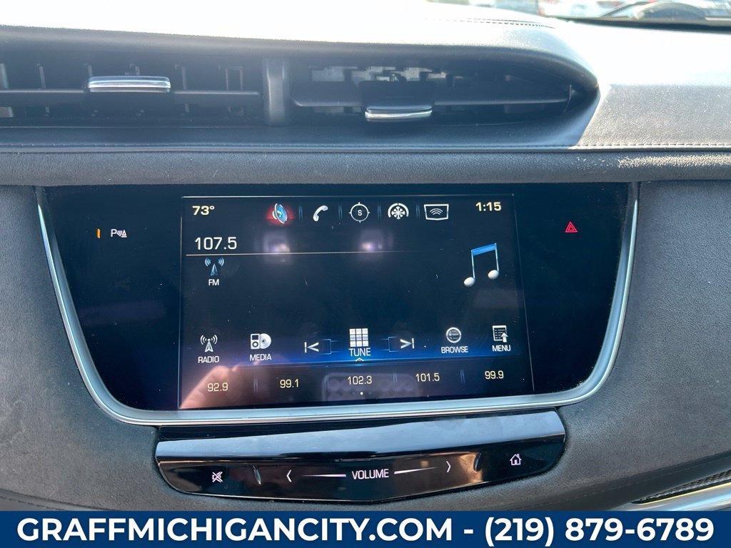 Used 2017 CRYSTAL WHITE TRICOAT Cadillac Platinum AWD image 49