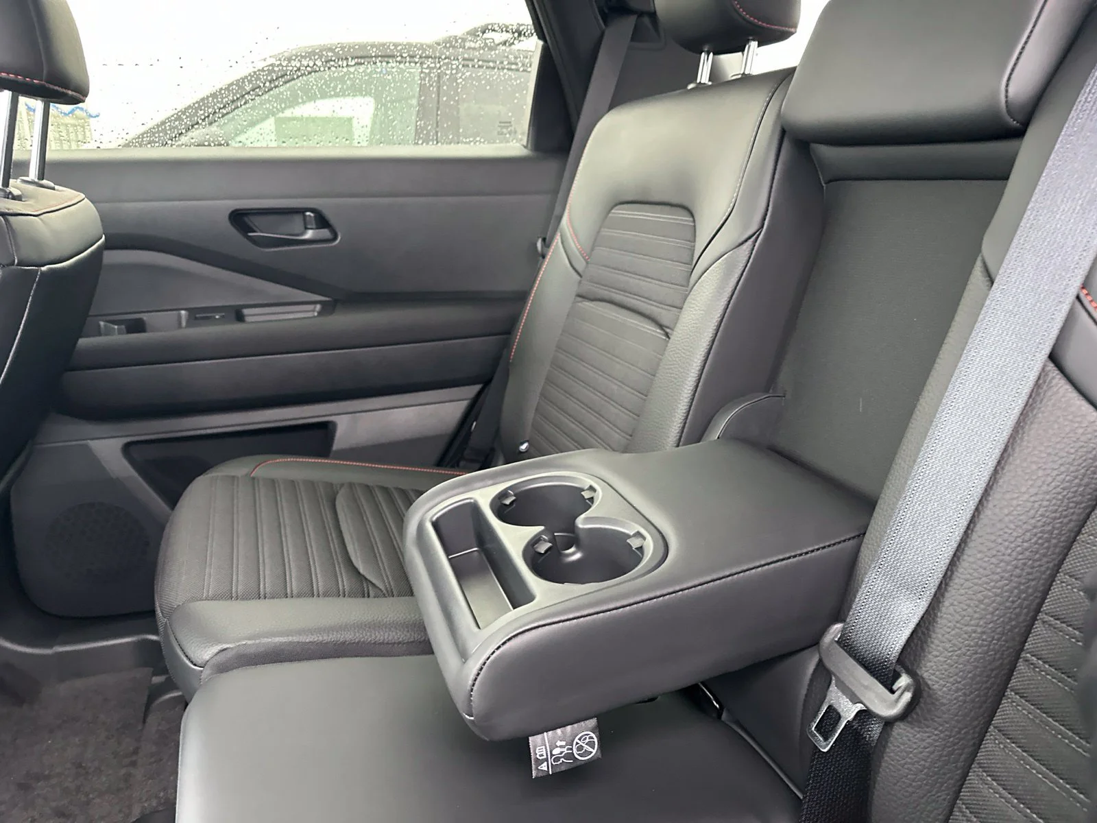 New 2026 Everest White Pearl TriCoat Nissan Rock Creek® image 19