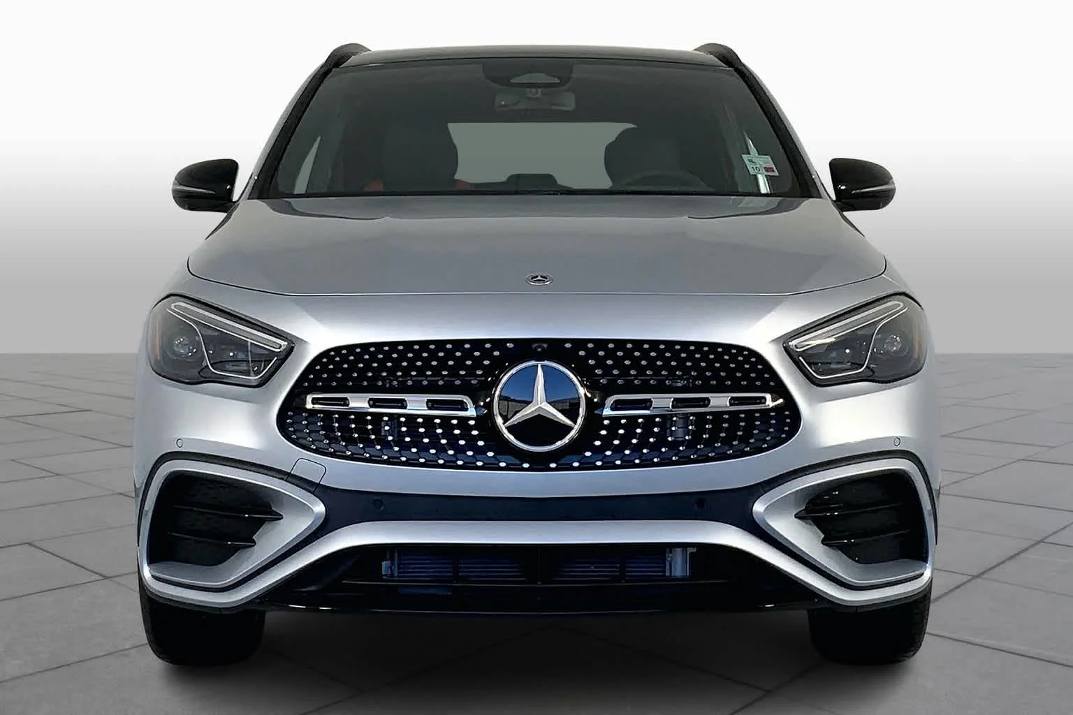 New 2025 Cirrus Silver Metallic Mercedes-Benz GLA 250 image 3