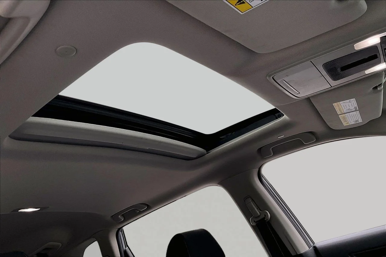 Certified Used 2025 Gray Honda EX image 15