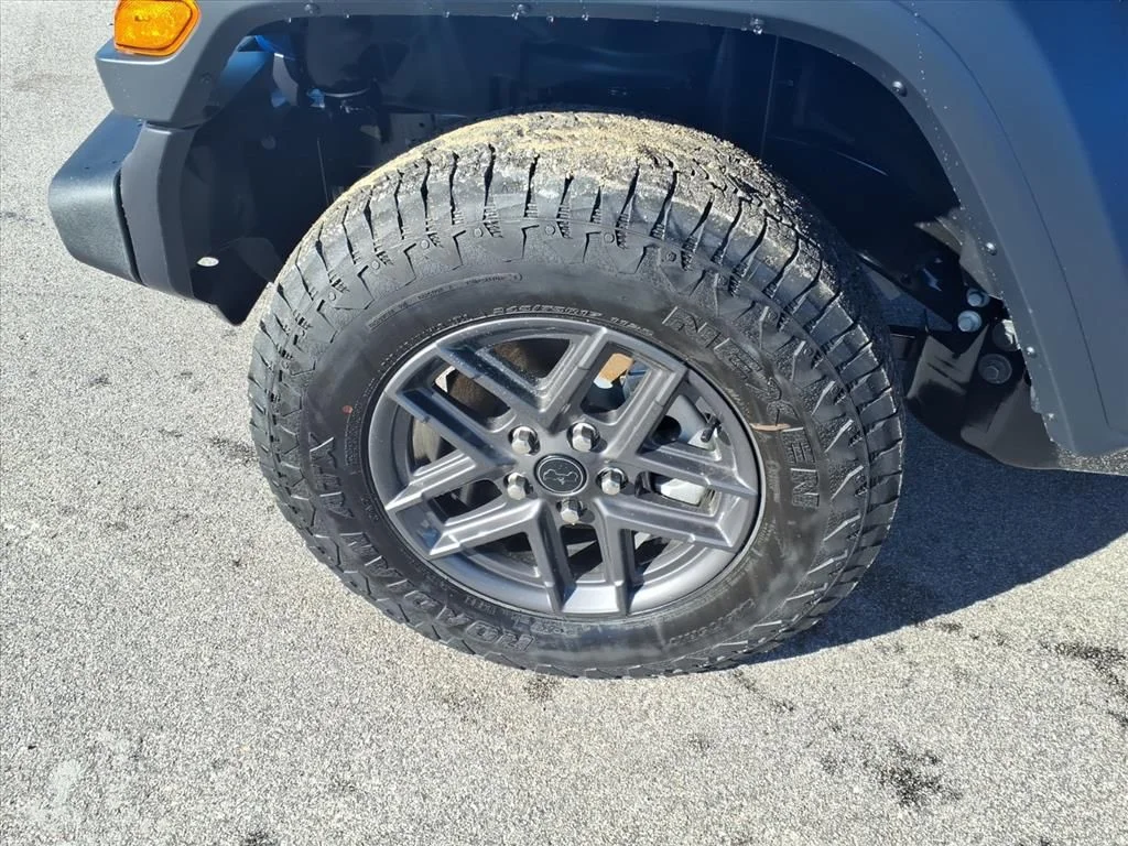 New 2026 Hydro Blue Pearlcoat Jeep Sport S image 4