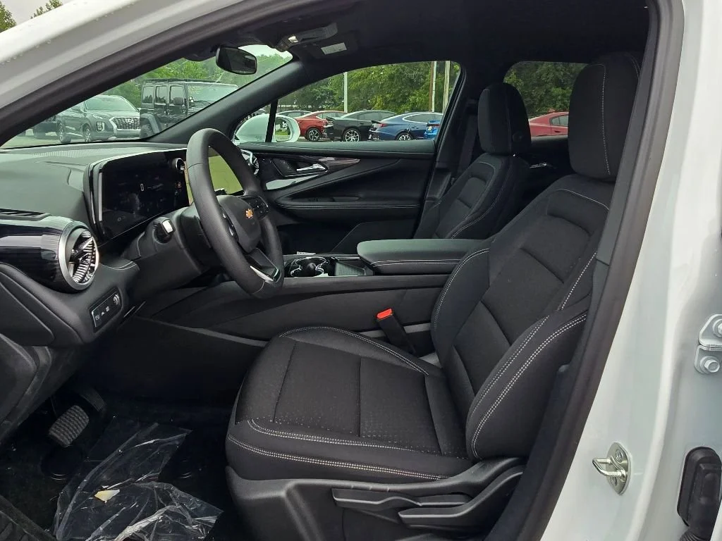 2025 Chevrolet Blazer EV LT - Photo 9