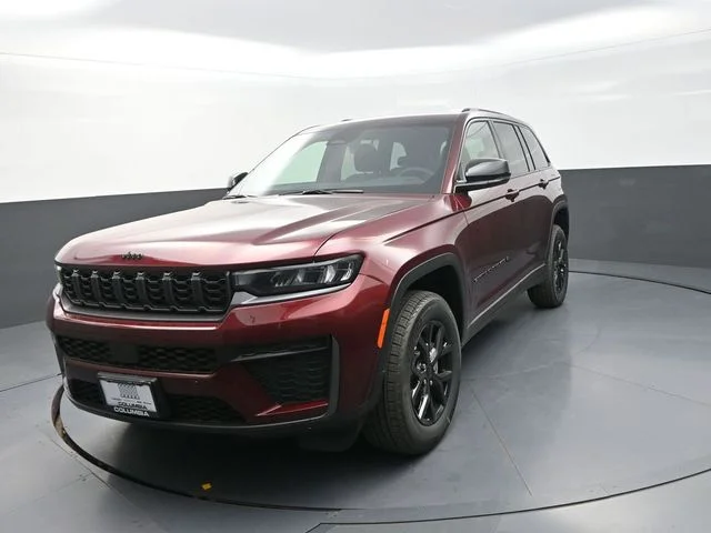 New 2026 Velvet Red Pearlcoat Jeep Altitude image 5
